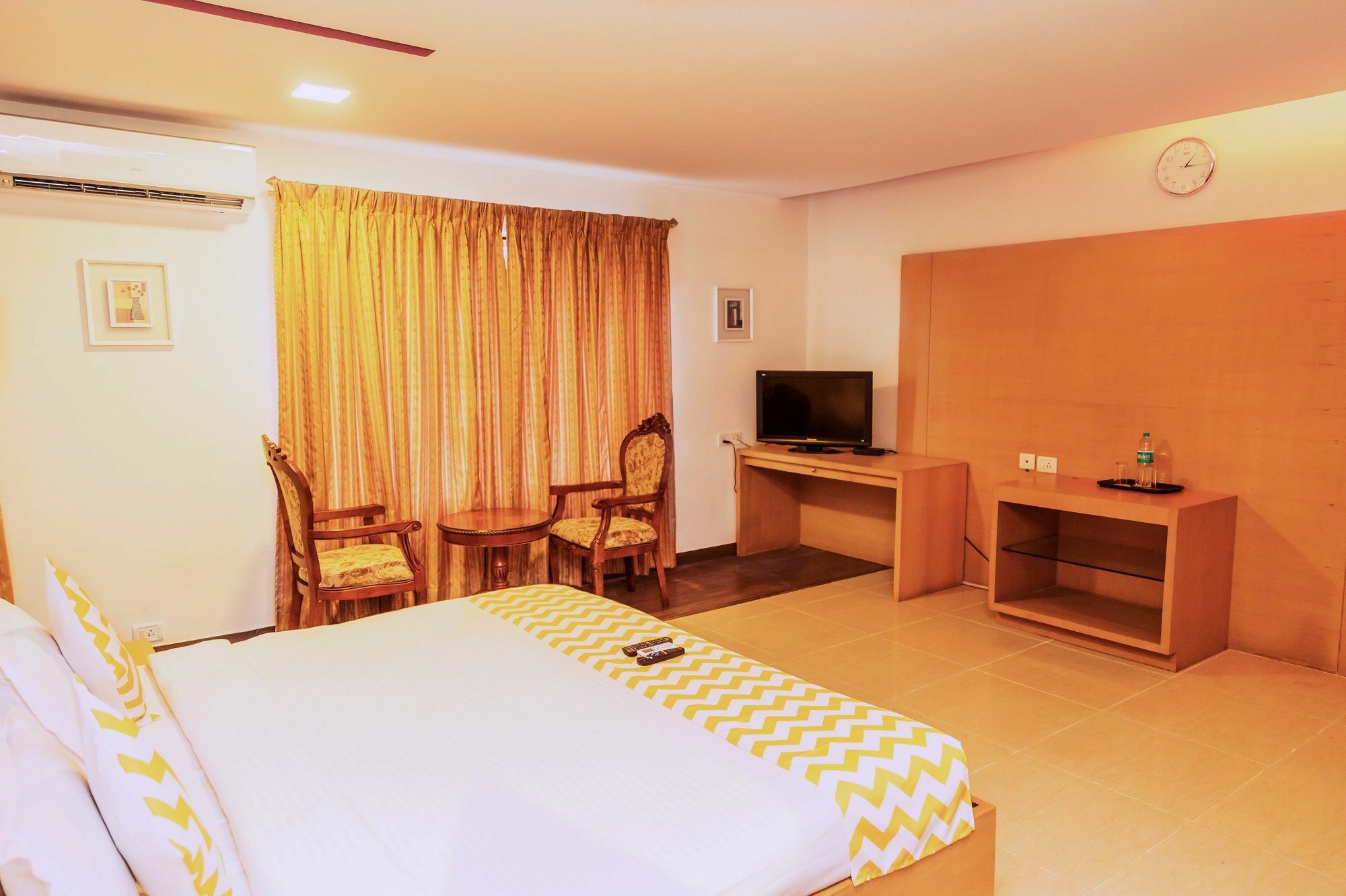 Fabhotel Oriental Suites Bangalore Esterno foto